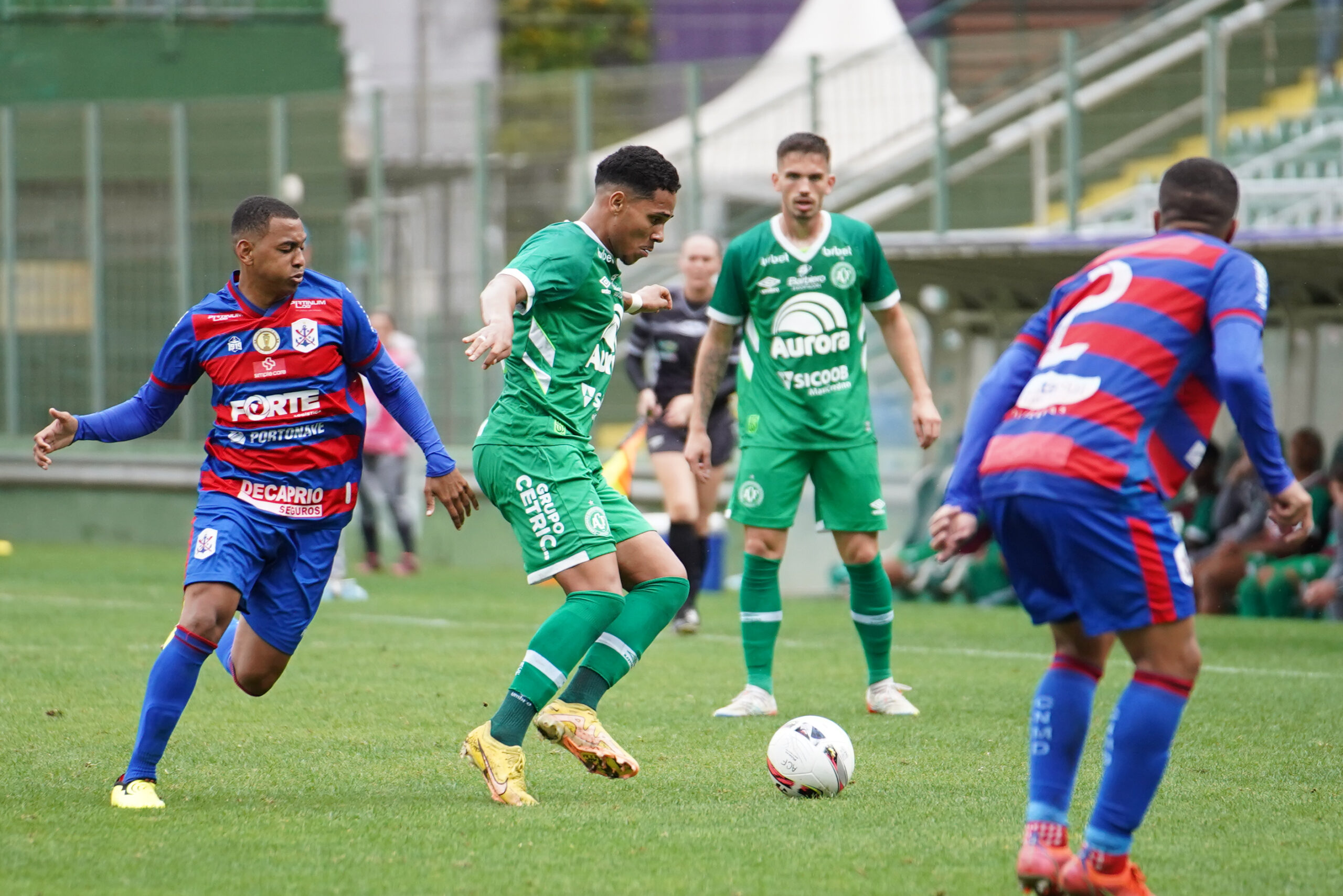 Chapecoense é superada pelo Marcílio Dias em 1ª rodada da Copa Santa  Catarina - Chapecoense